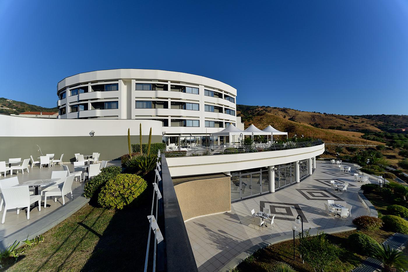 Park Hotel Mirabeau Монтепаоне Екстериор снимка