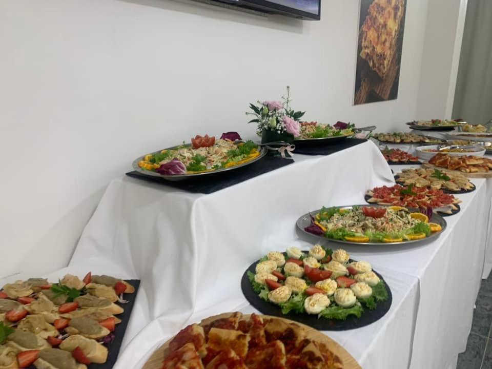 Park Hotel Mirabeau Монтепаоне Екстериор снимка