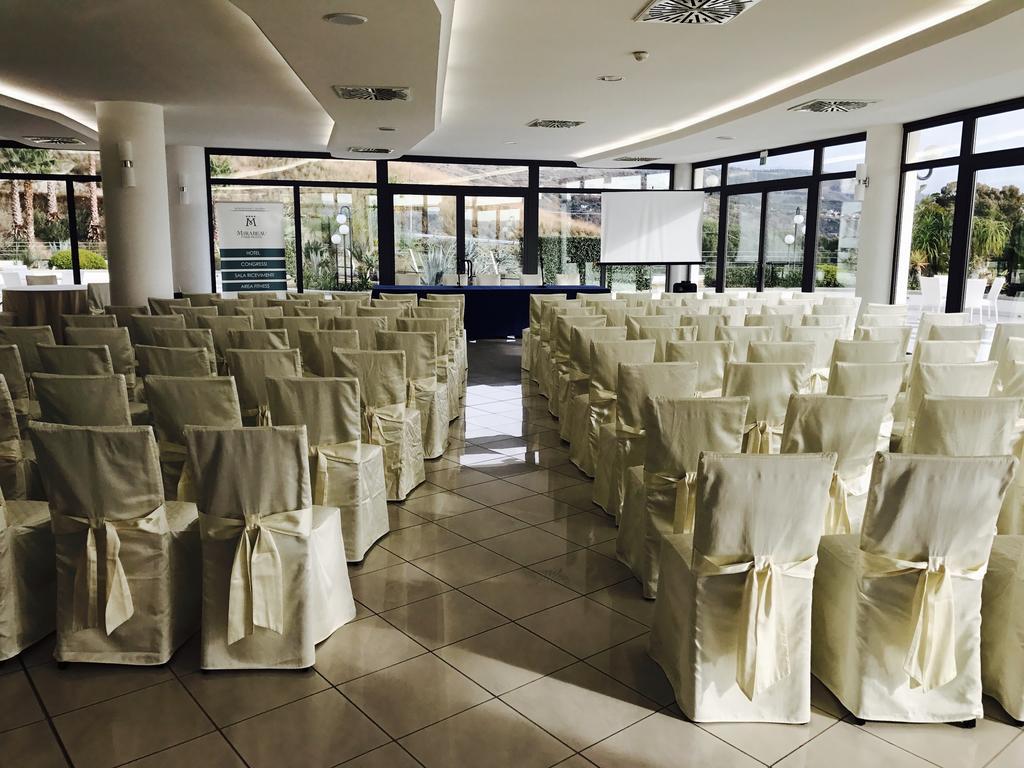 Park Hotel Mirabeau Монтепаоне Екстериор снимка