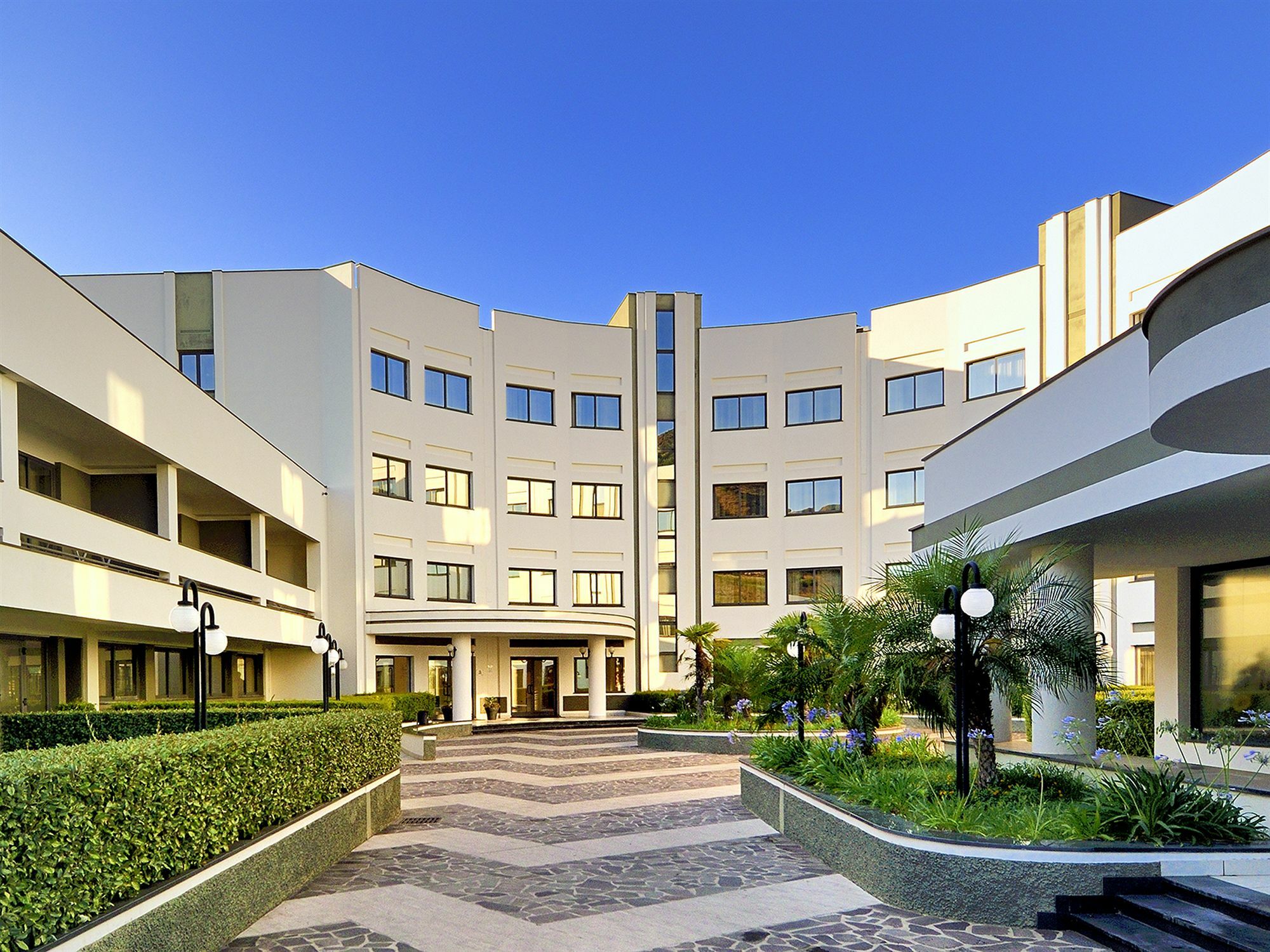 Park Hotel Mirabeau Монтепаоне Екстериор снимка